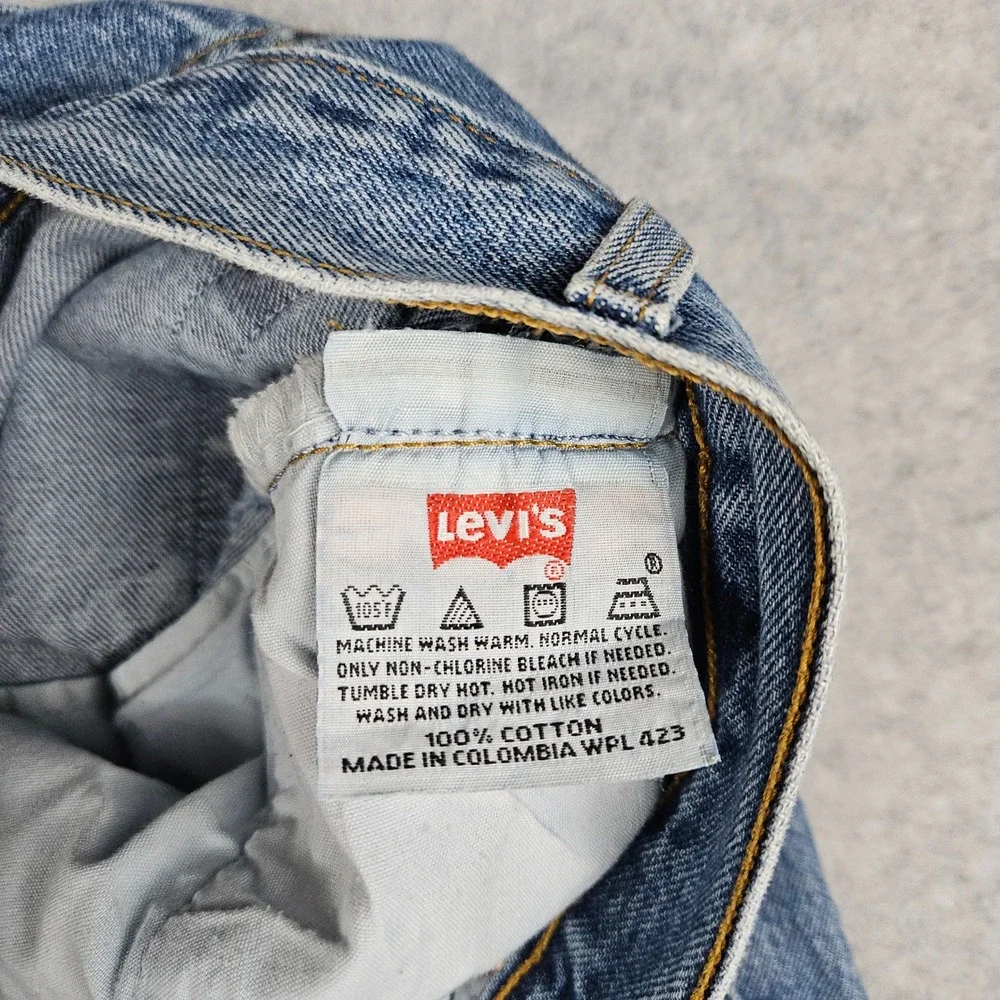 Vintage Levi's Mens 34x32 Blue Jeans 501 Straight Leg Button Fly Denim (06/2000)